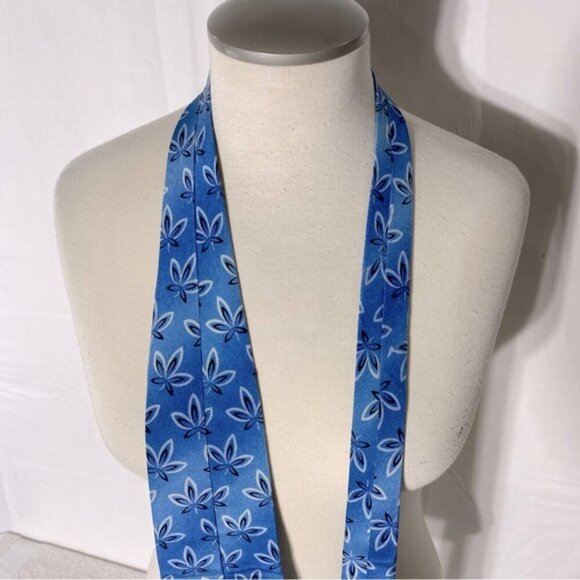 Vintage Boss Hugo Boss Blue Floral Print 100% Silk Tie - Picture 5 of 9